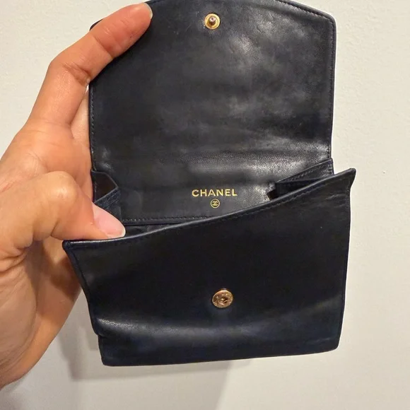 SOLD - Chanel Classic Black Leather Wallet - Picture 9 of 16